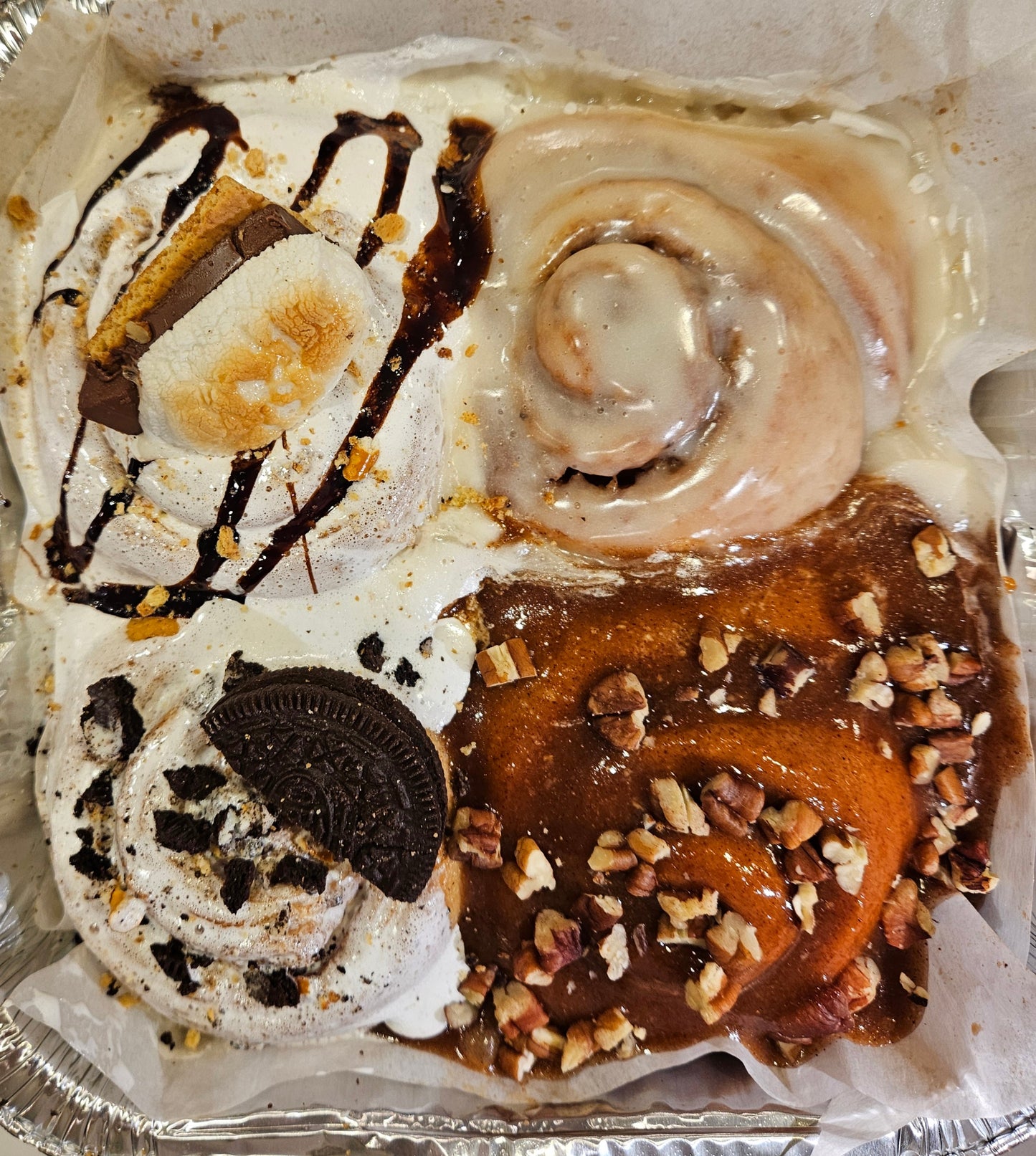 Large Cinnamon Rolls